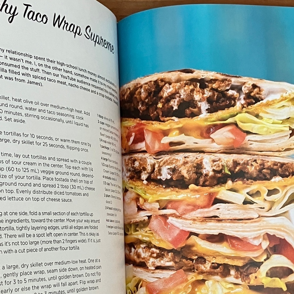 The Edgy Veg Cookbook - carnivore approved vegan recipes by Candice Hutchings - Picture 16 of 16